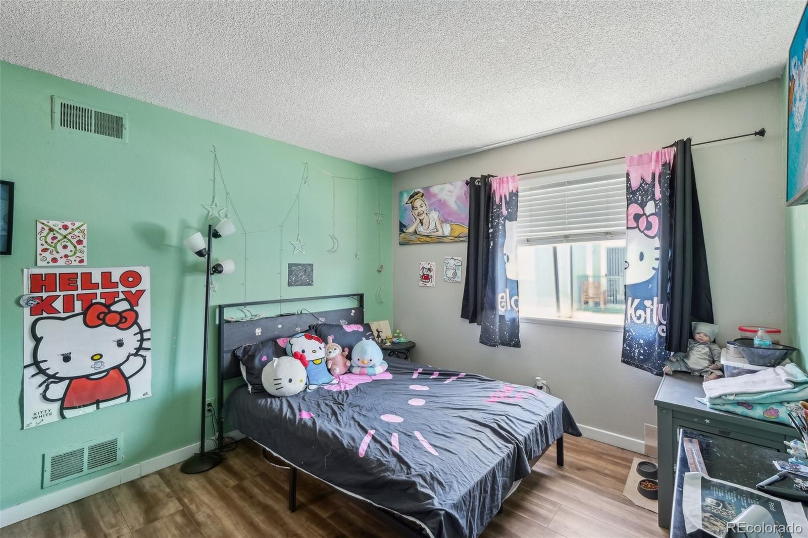 1272 S uvalda Street