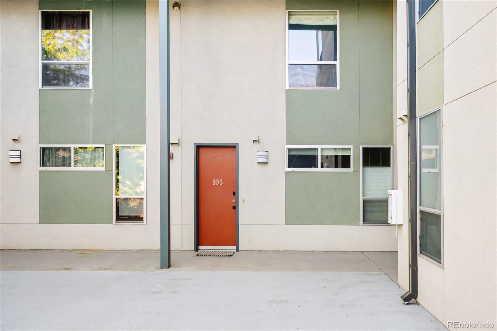 2900 Wyandot Street Unit: 103