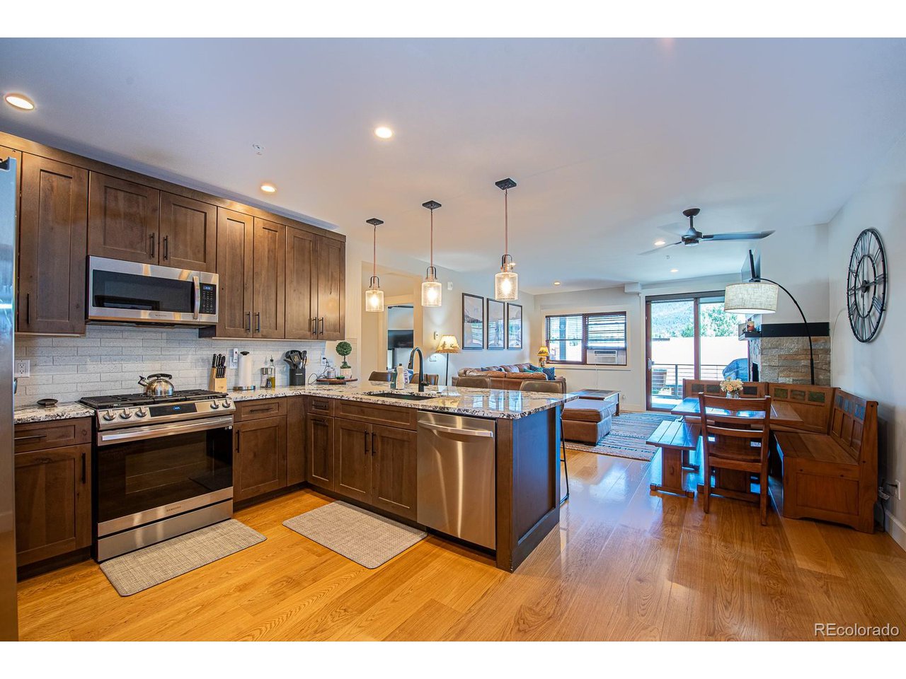 828 Grand Ave 203