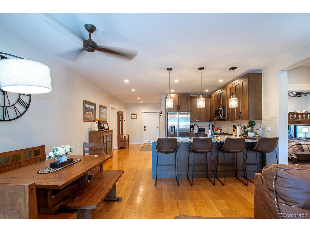 828 Grand Ave 203