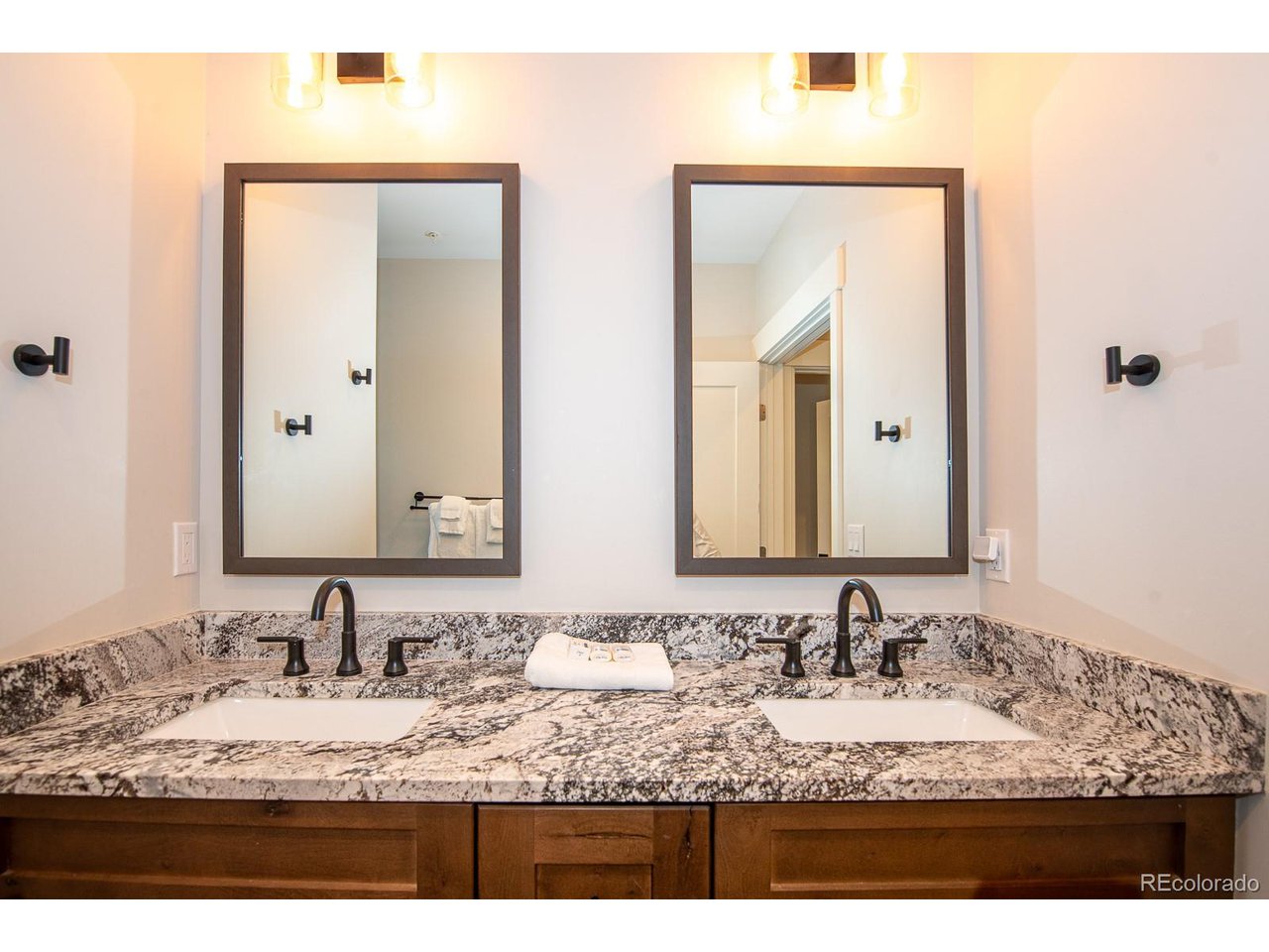 828 Grand Ave 203