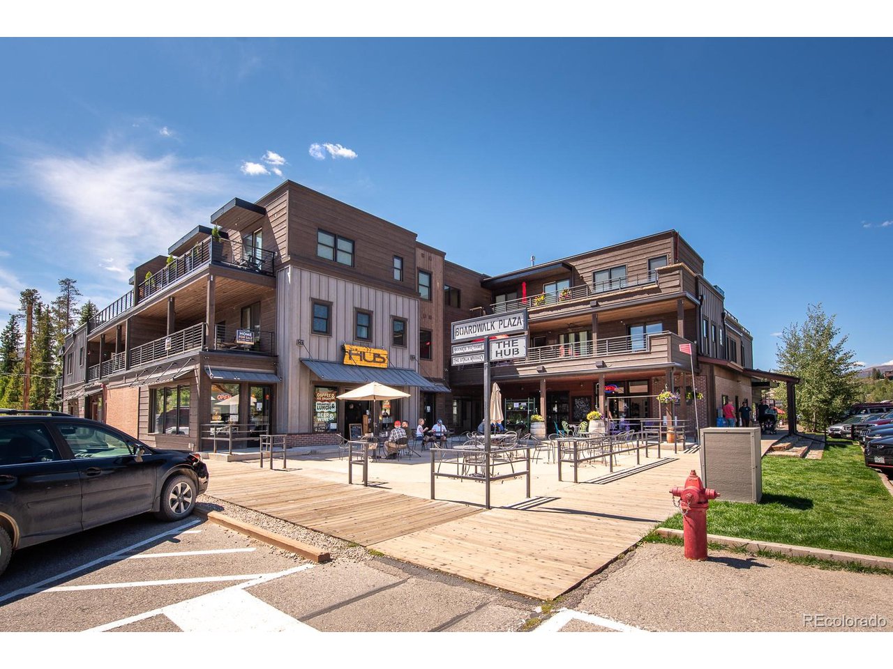 828 Grand Ave 203
