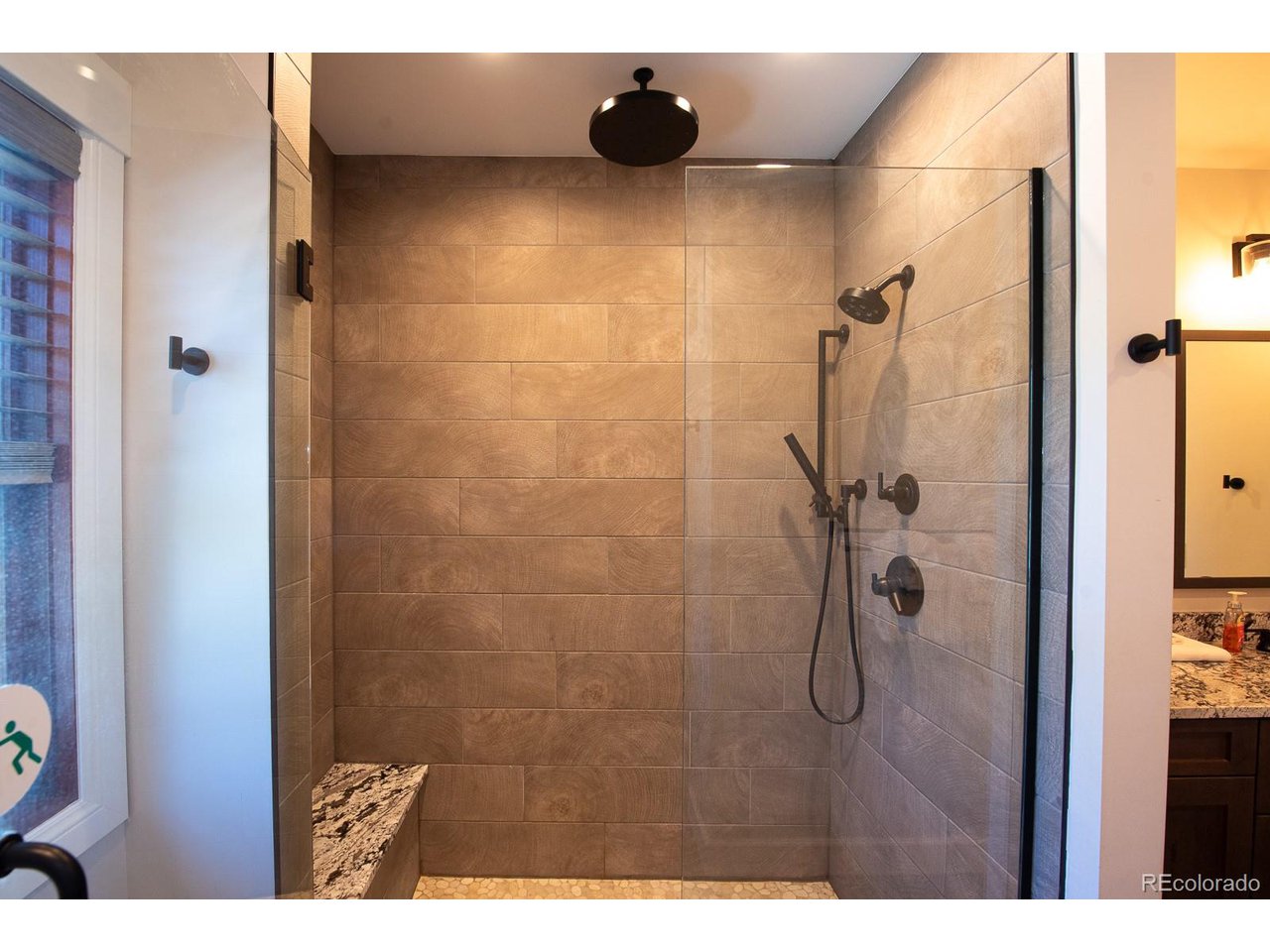 828 Grand Ave 203
