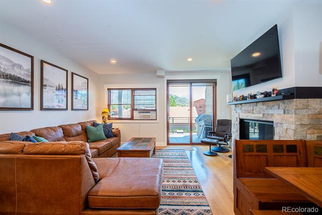 828 Grand Avenue Unit: 203