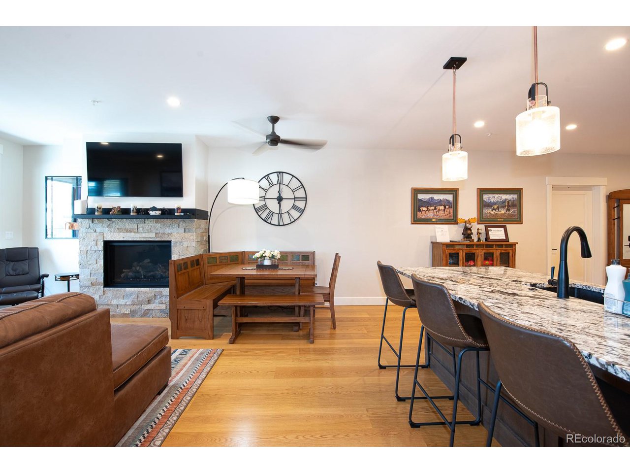 828 Grand Ave 203