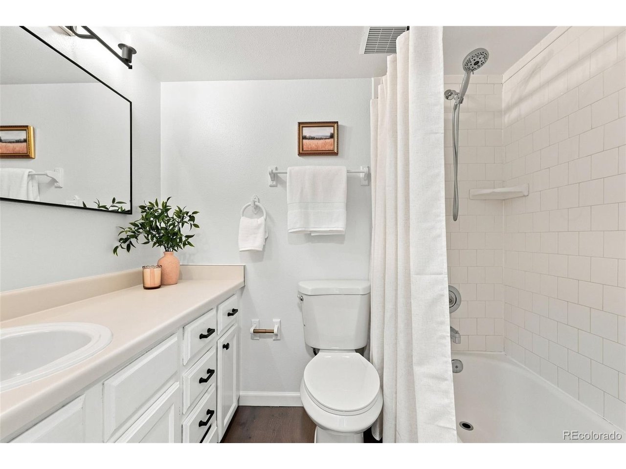 326 Wright St 326-101