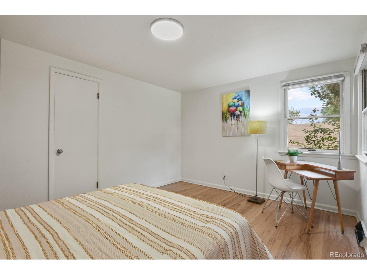 631 Skyline Ave