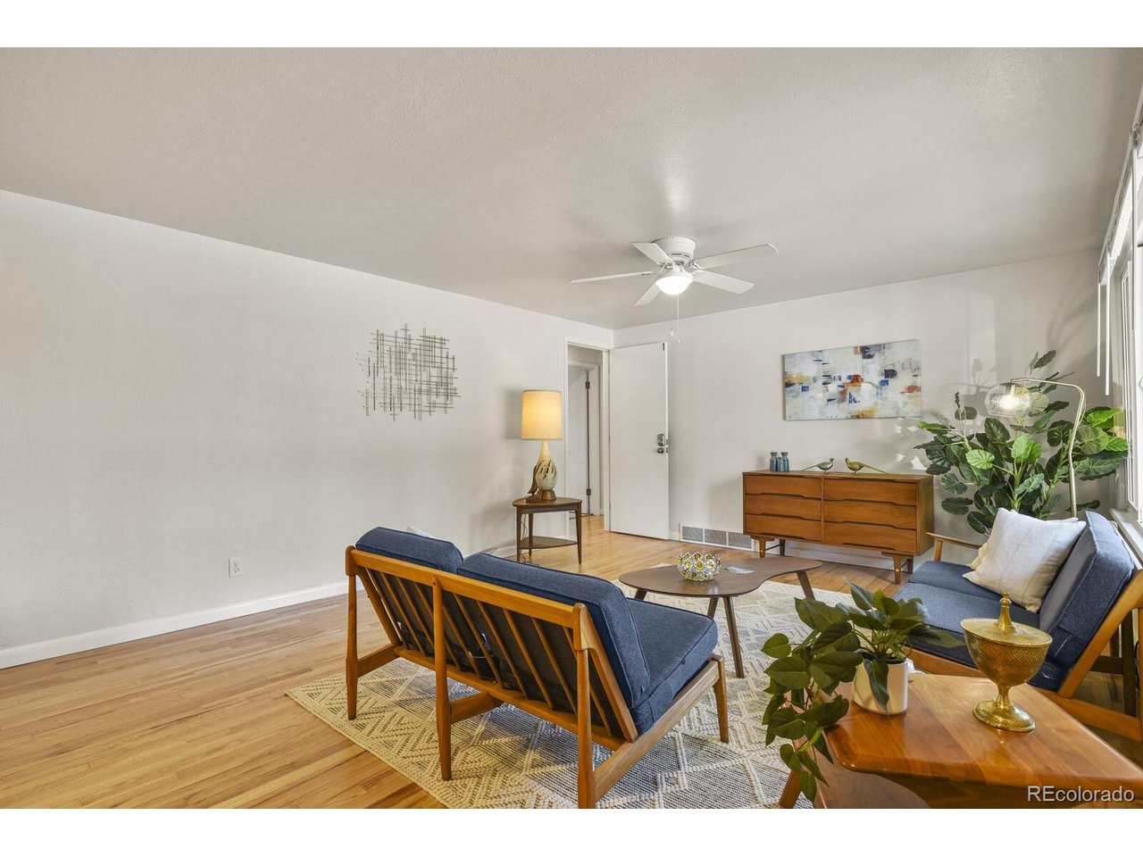 631 Skyline Ave
