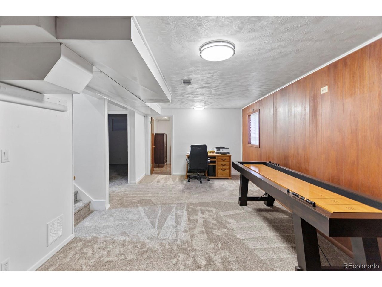 241 E 105th Ave