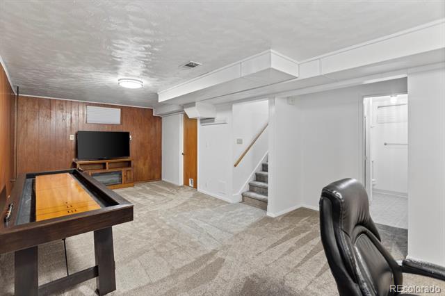 241 E 105th Avenue