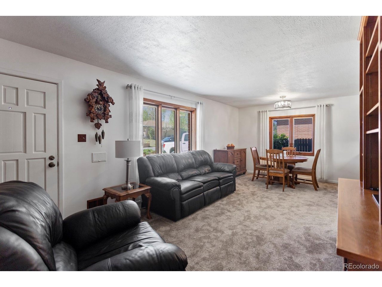 241 E 105th Ave