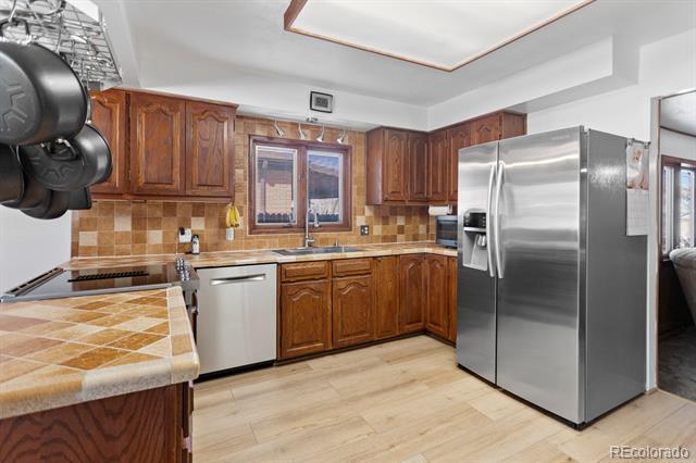 241 E 105th Avenue