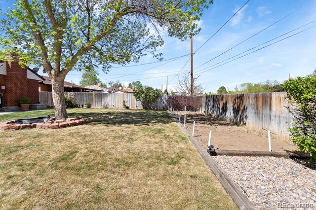 241 E 105th Avenue