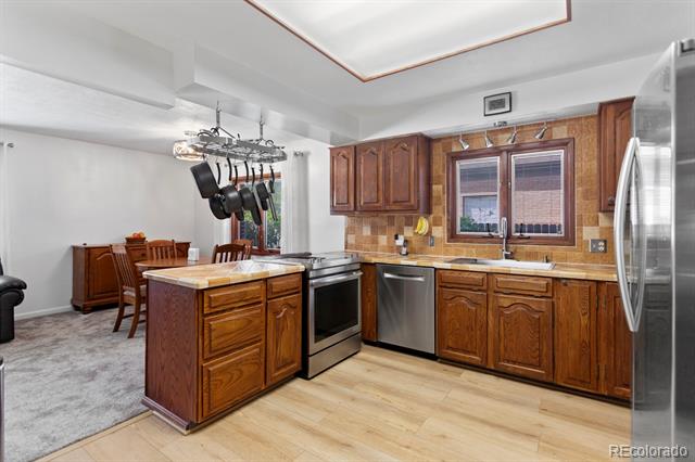 241 E 105th Avenue