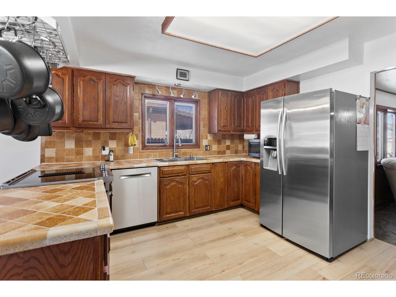 241 E 105th Ave