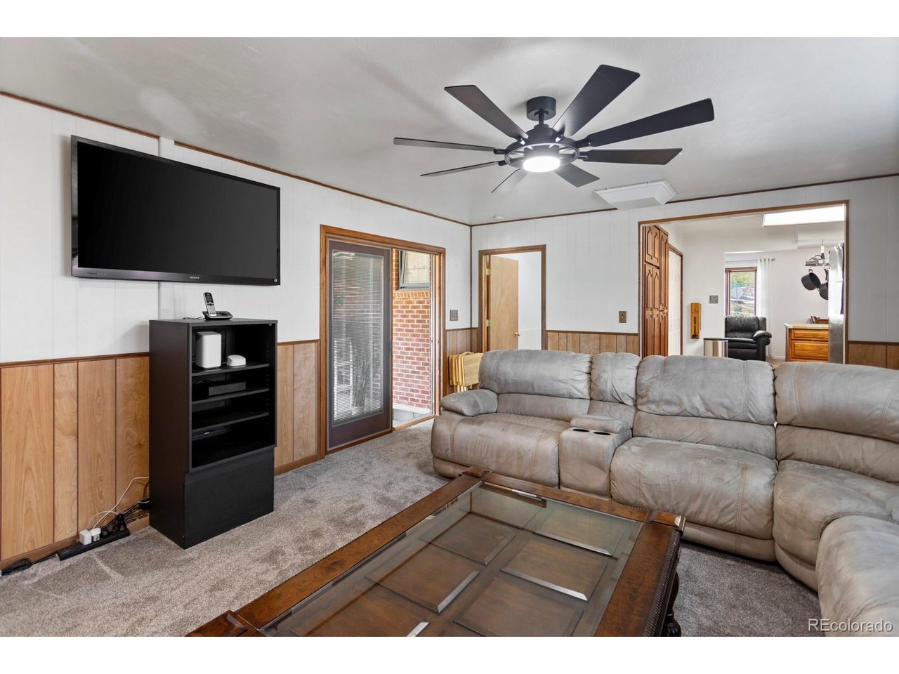 241 E 105th Ave