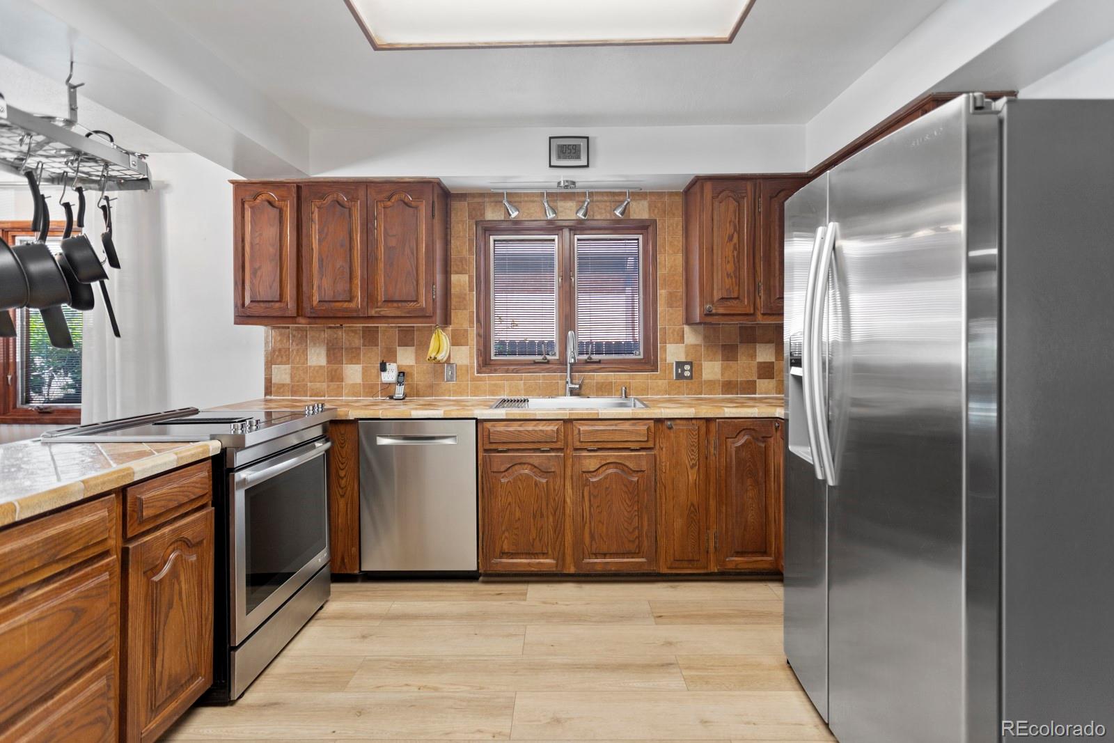 241 E 105th Avenue