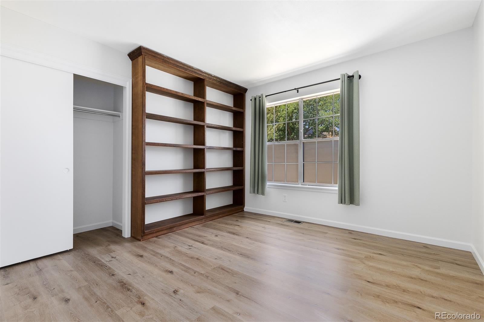 7723 S Cottonwood Mountain