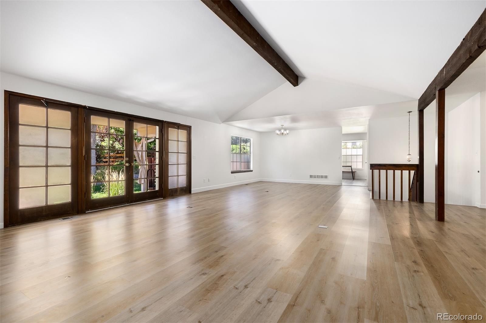 7723 S Cottonwood Mountain