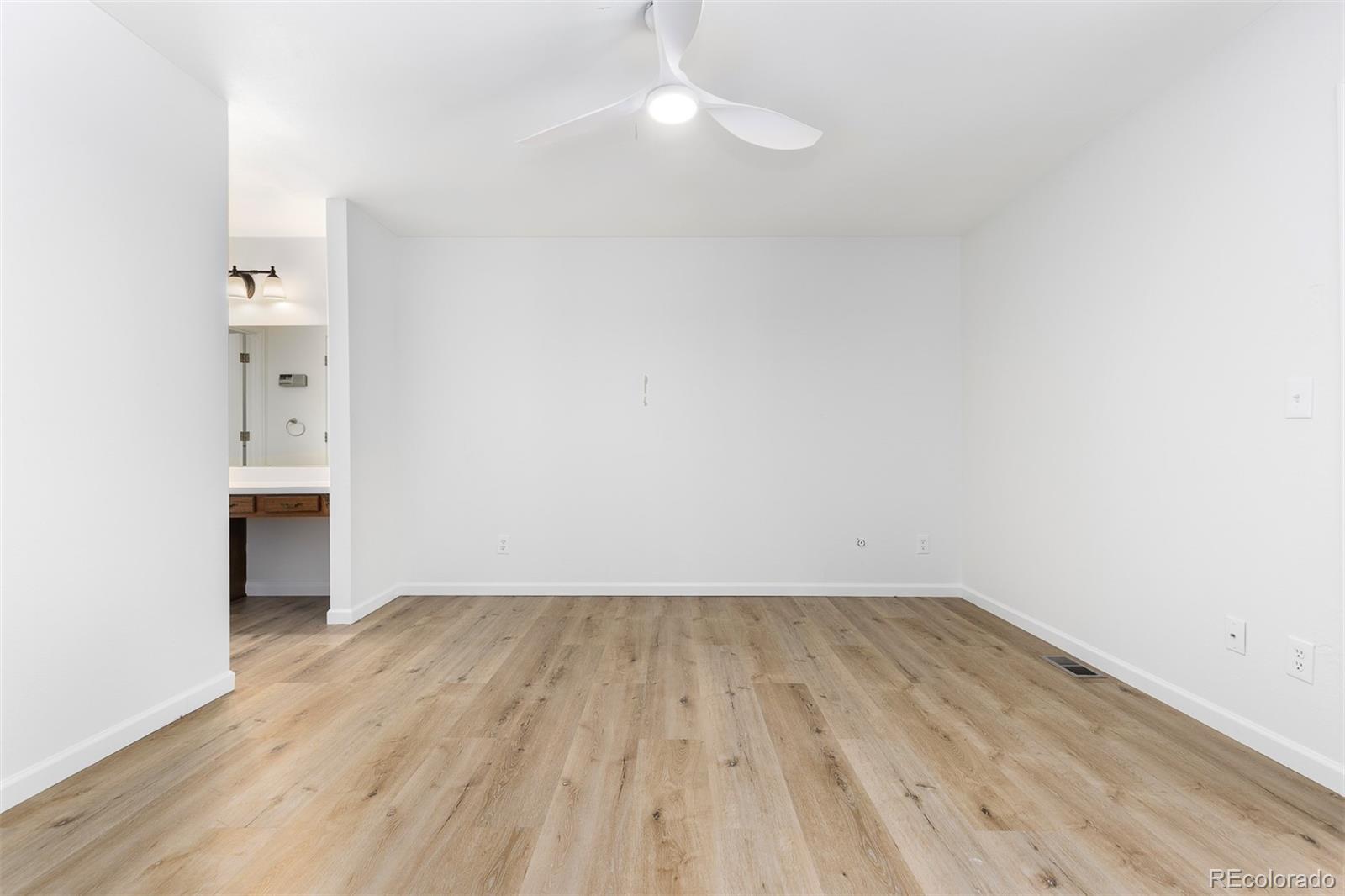 7723 S Cottonwood Mountain