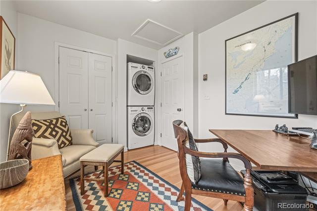 1182 9th Street