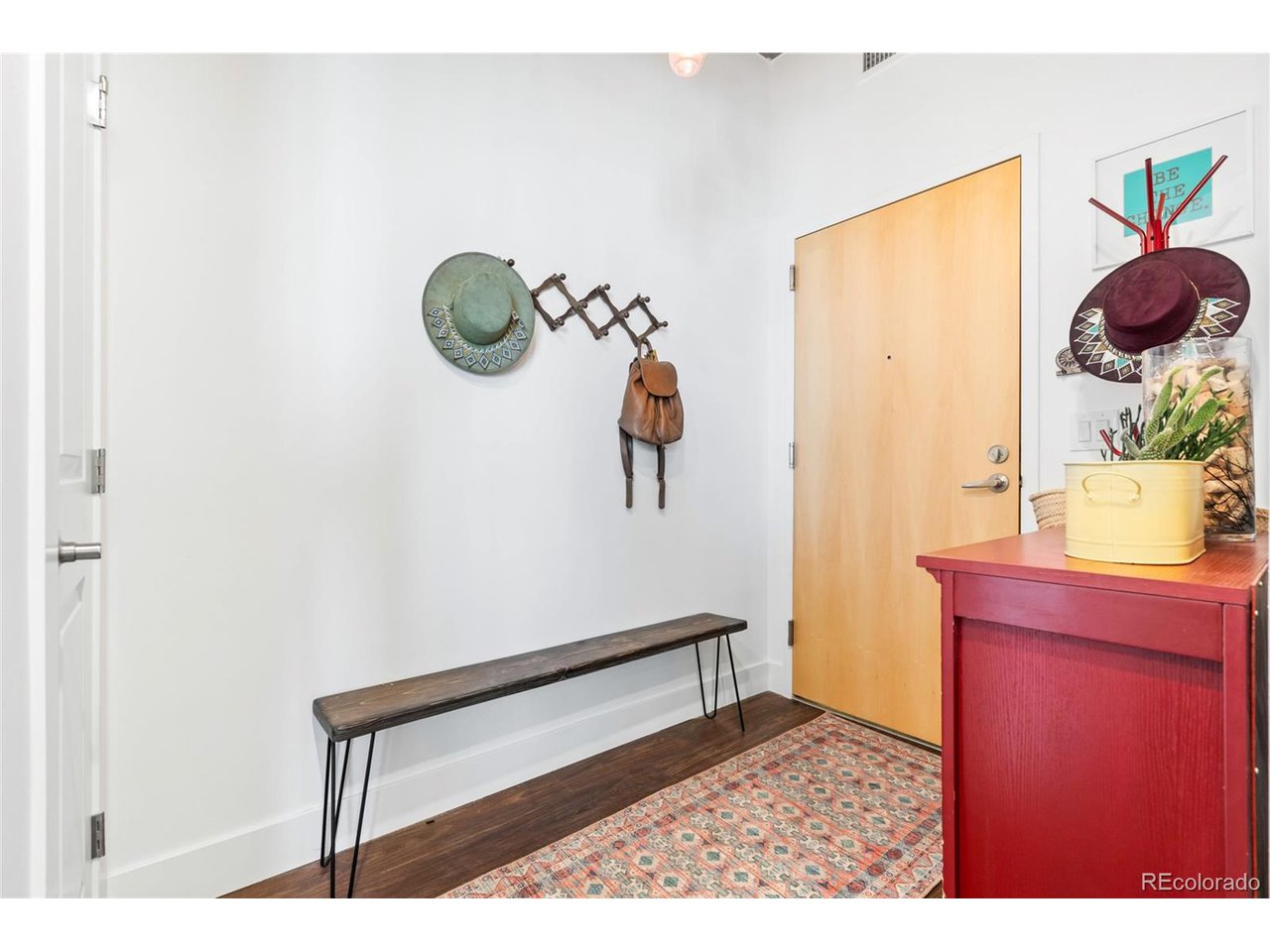 1700 Bassett St 1713