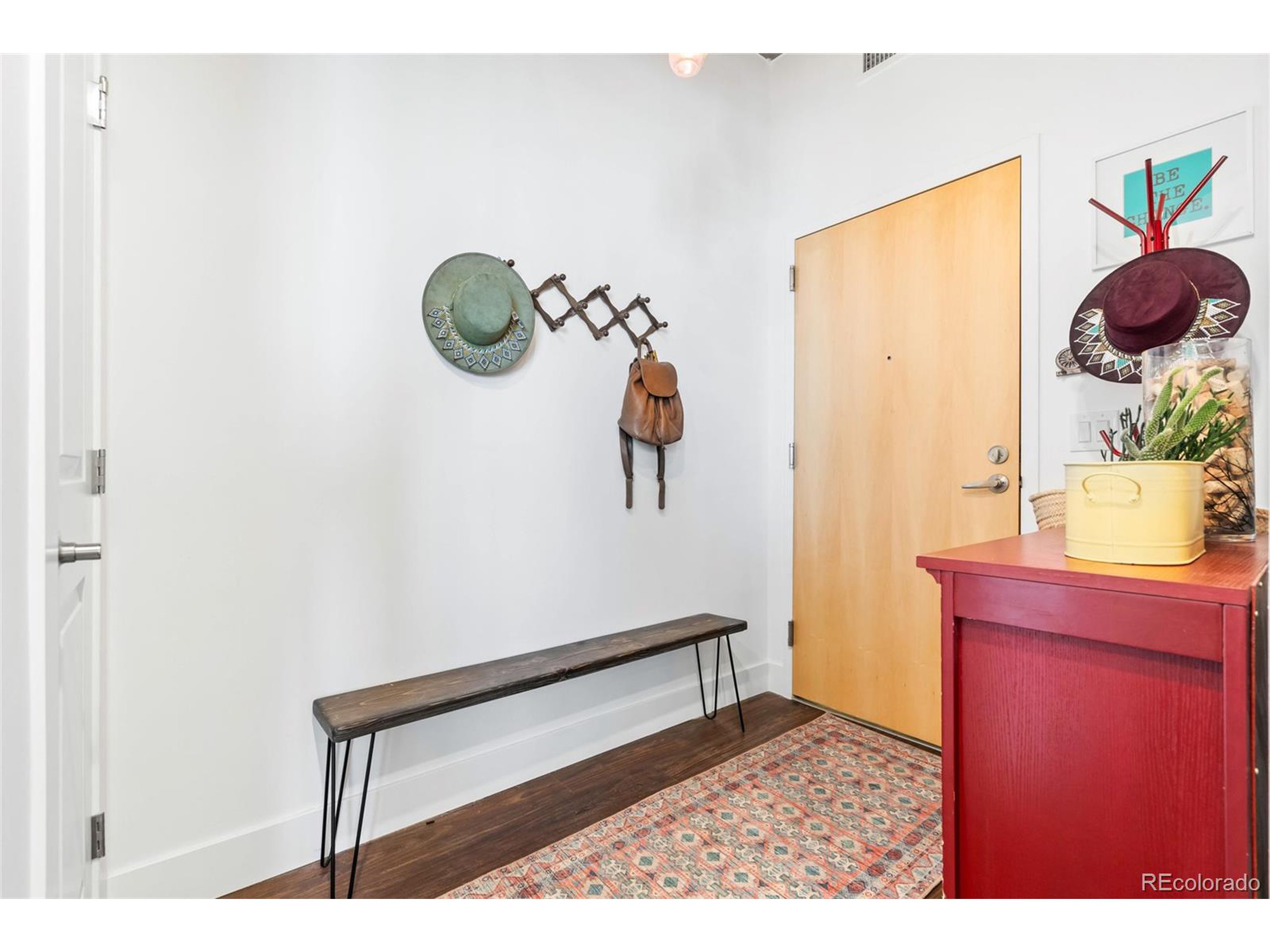 1700 Bassett St 1713