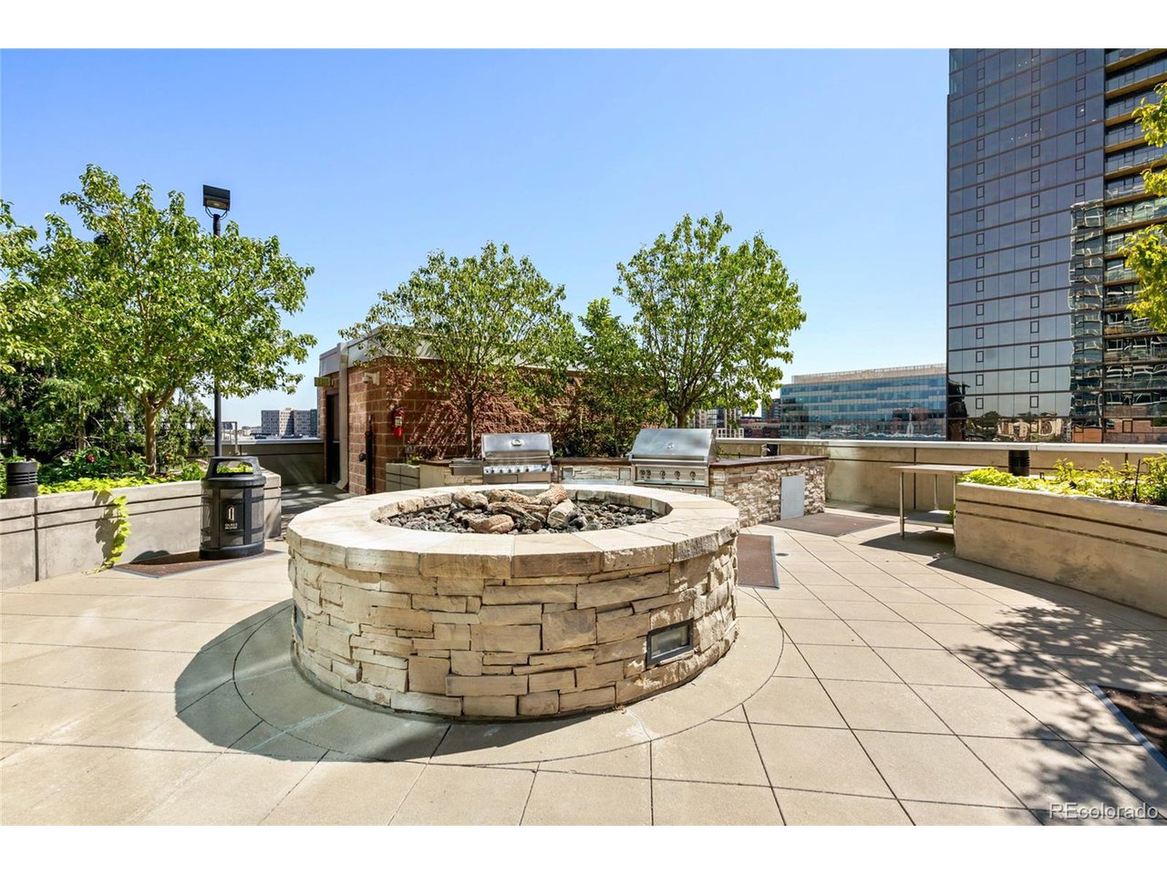 1700 Bassett St 1713