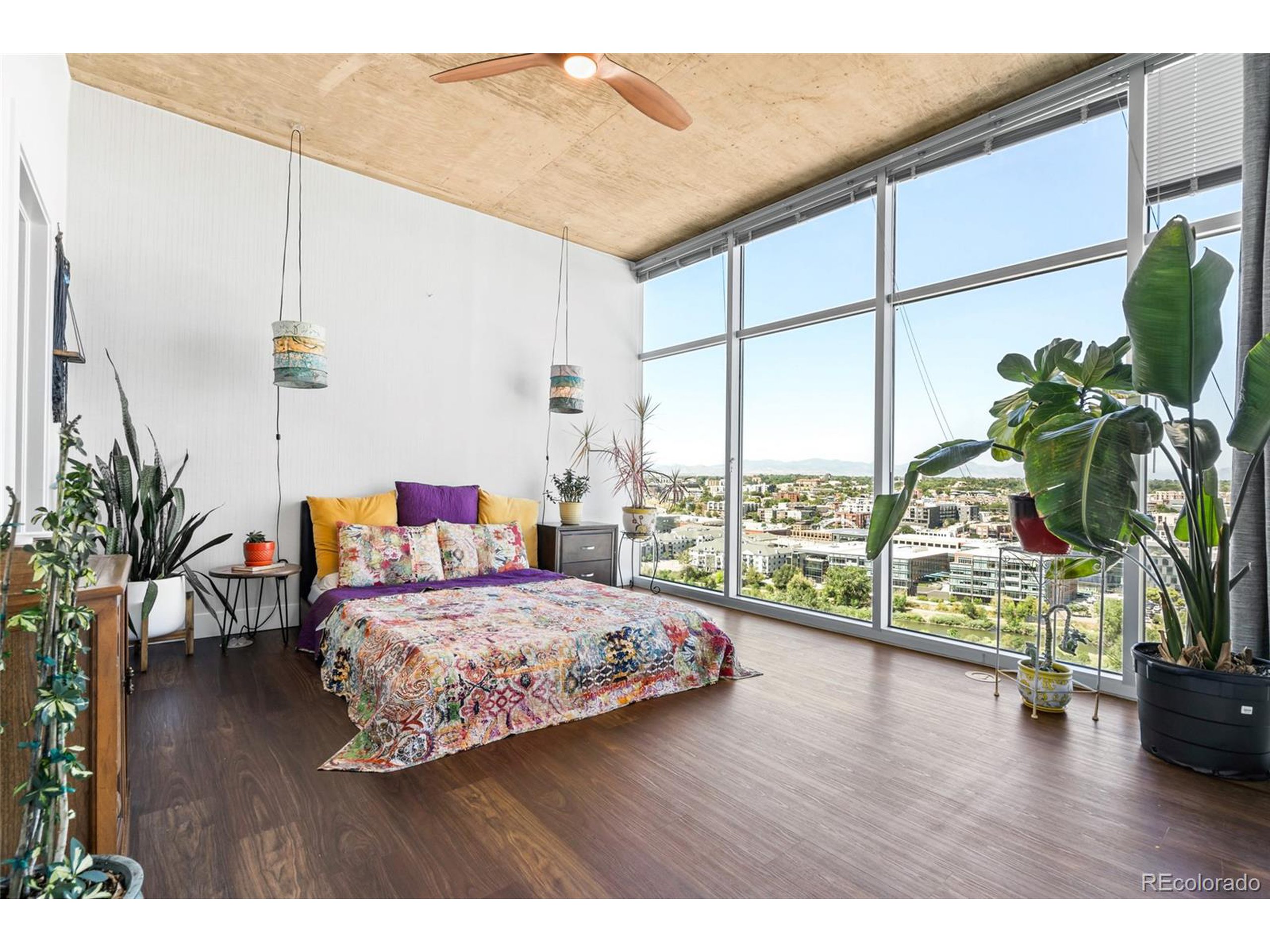 1700 Bassett St 1713