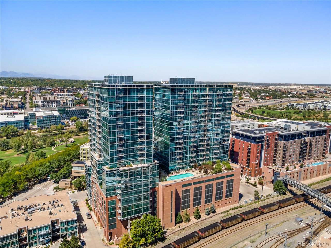 1700 Bassett St 1713