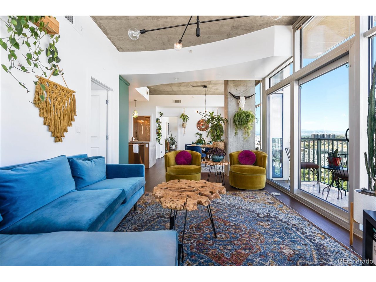 1700 Bassett St 1713