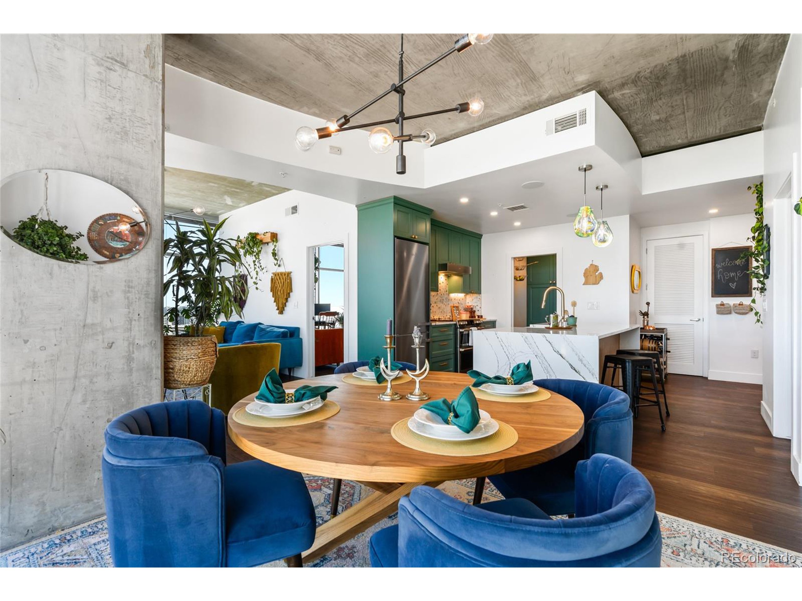 1700 Bassett St 1713