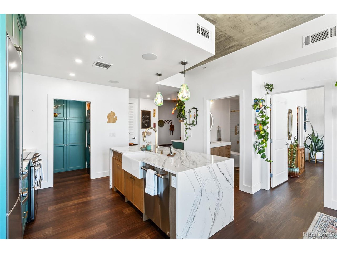 1700 Bassett St 1713