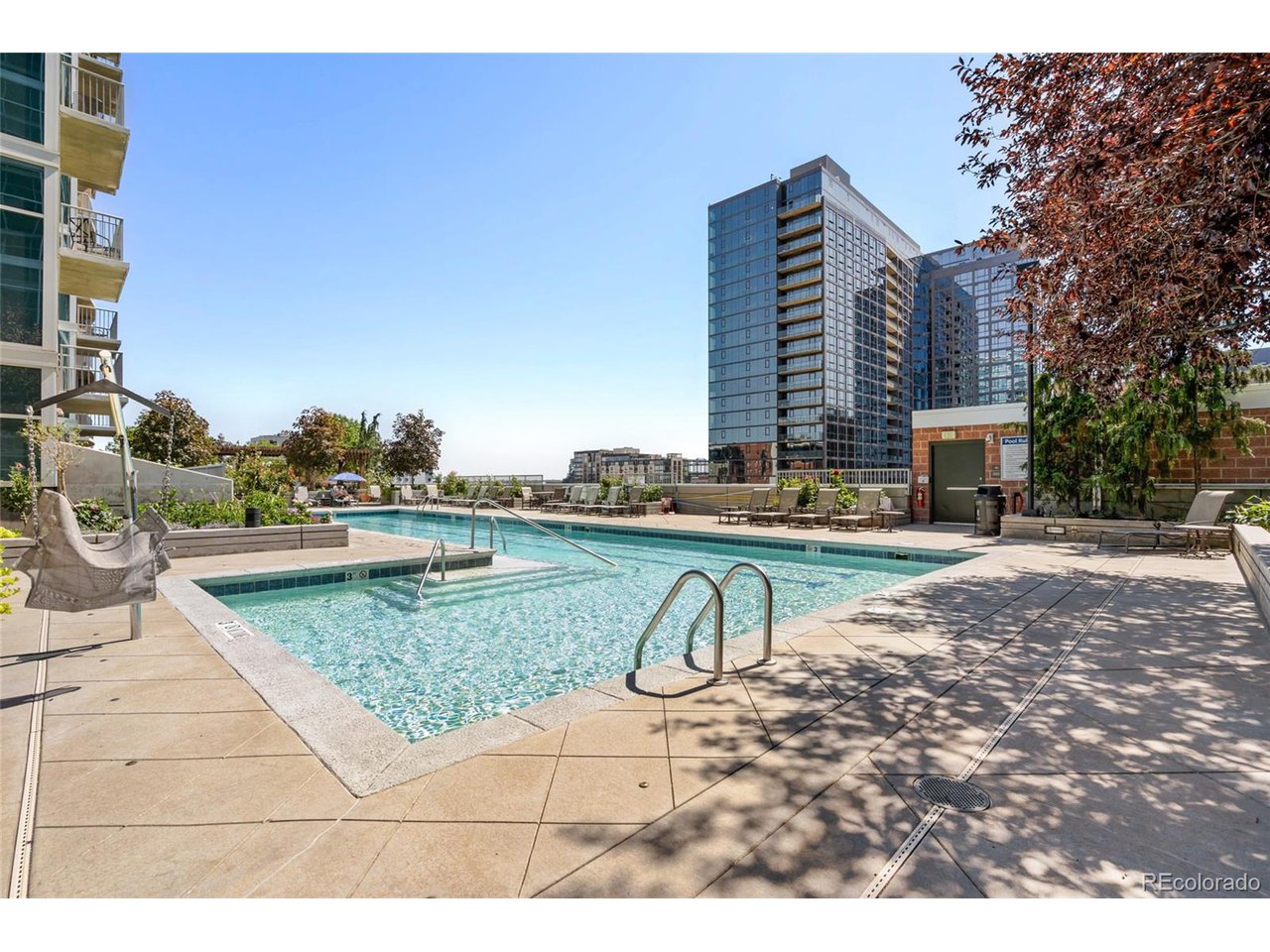 1700 Bassett St 1713