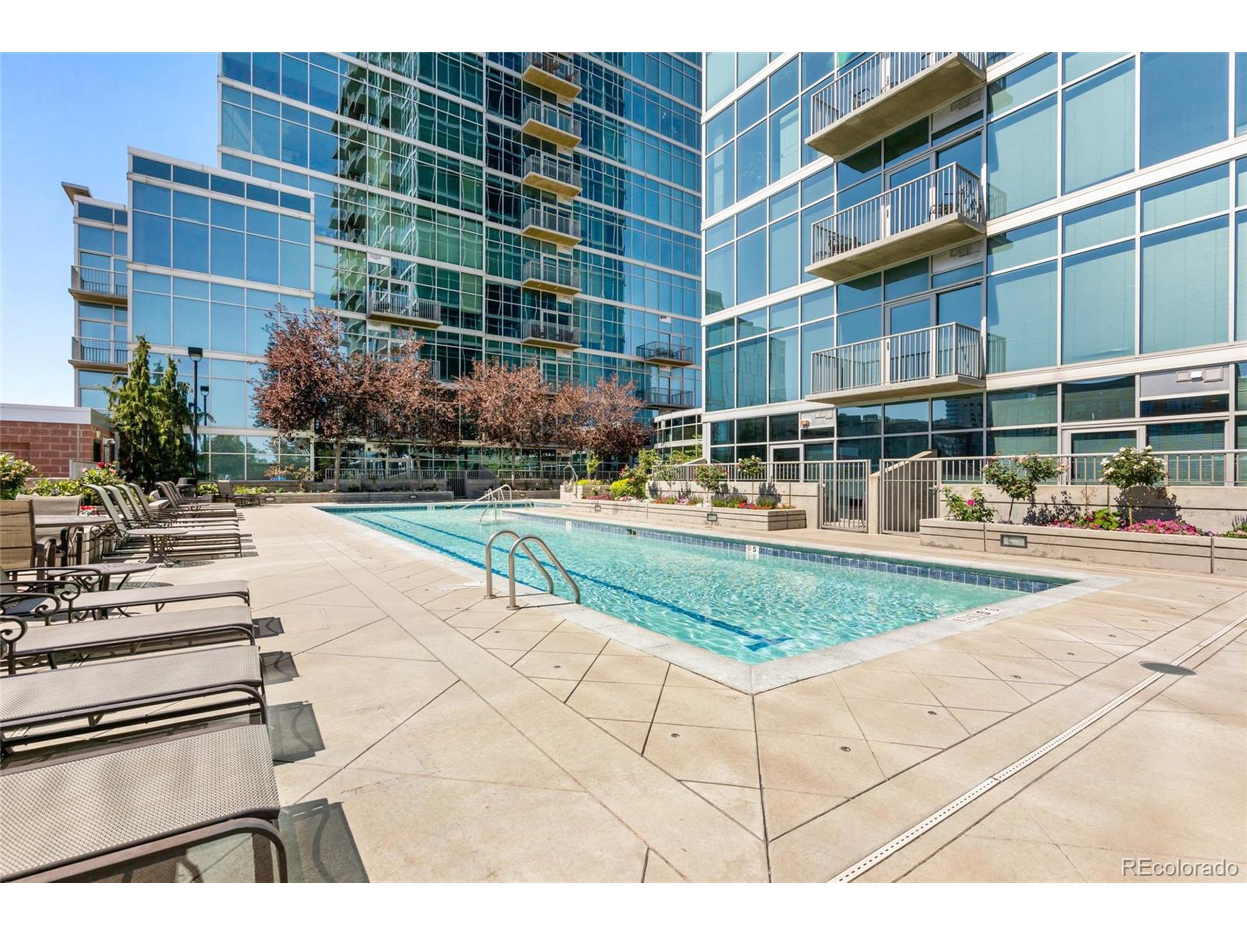 1700 Bassett St 1713