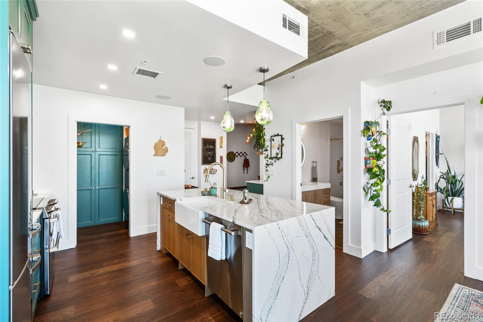 1700 Bassett Street Unit: 1713