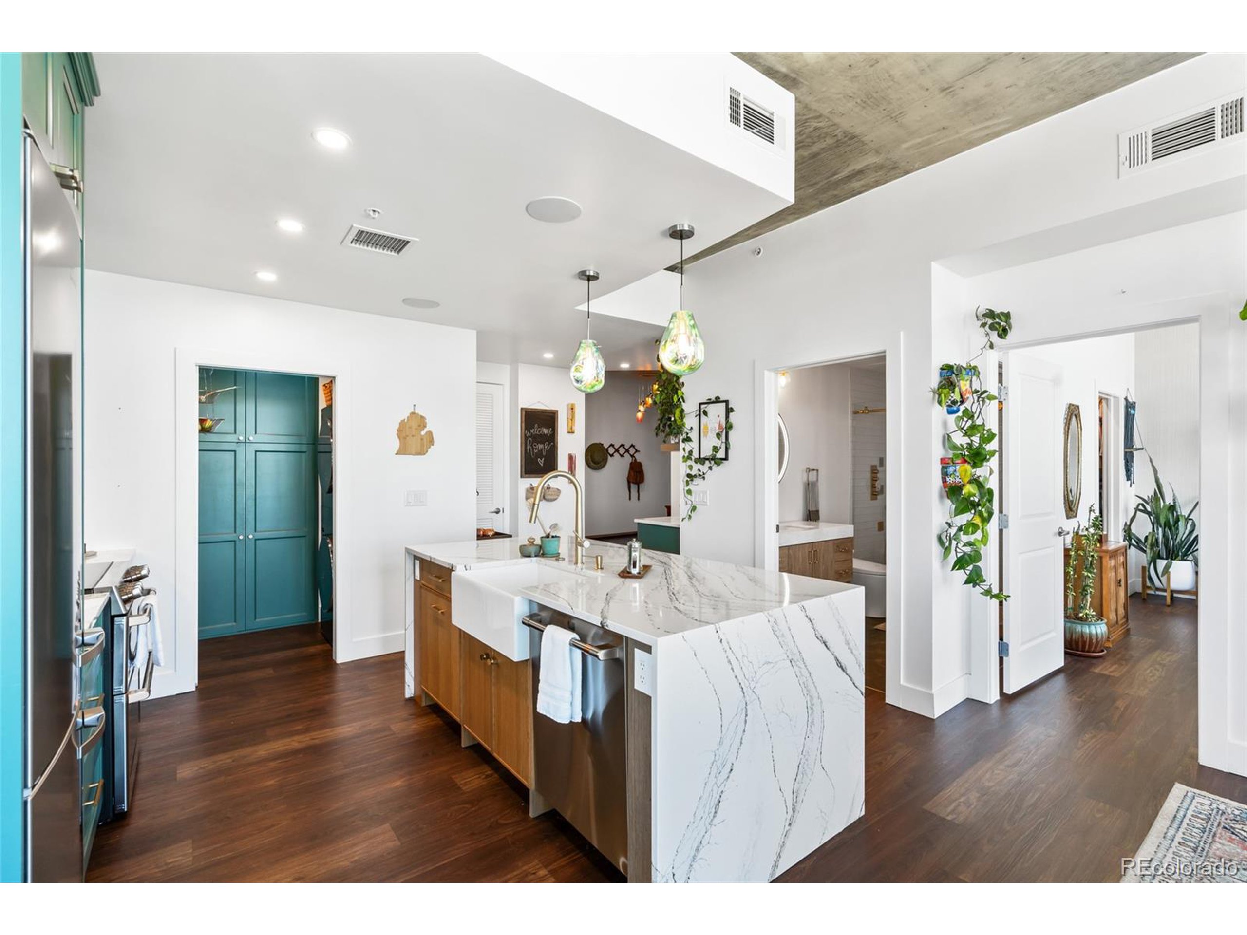 1700 Bassett St 1713