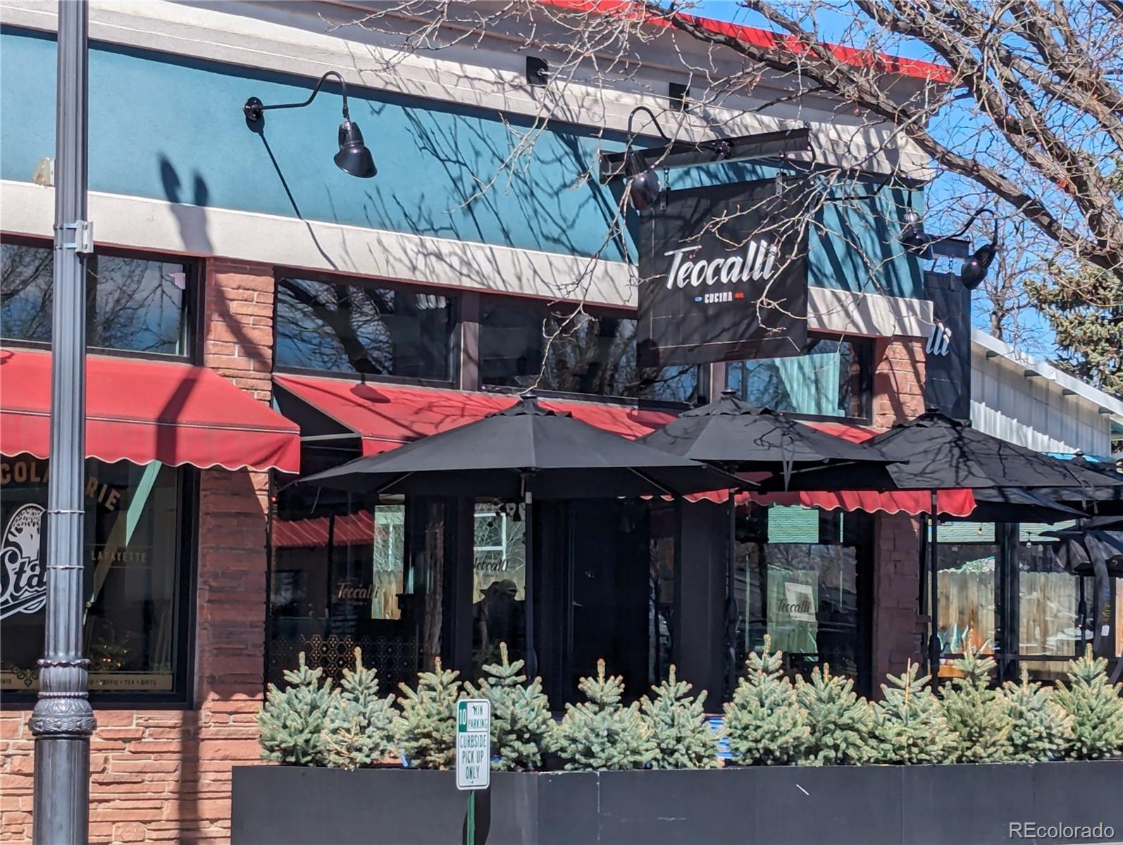 809 Dove Cove