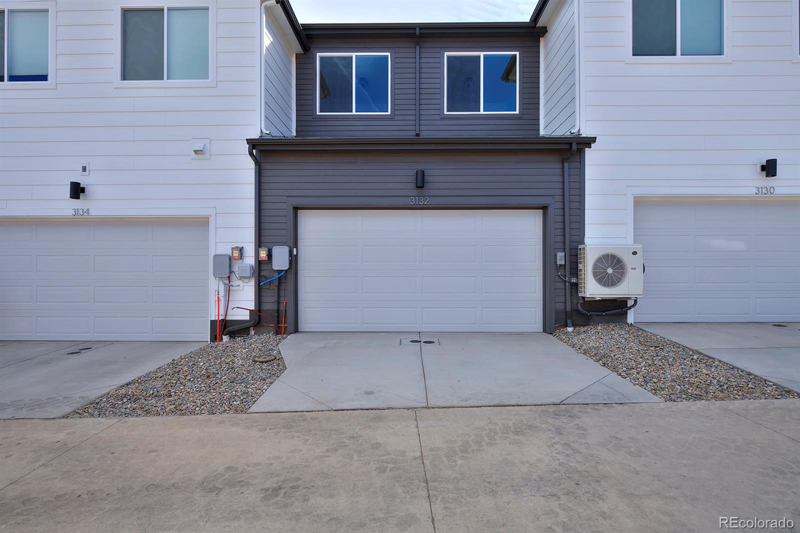 3132 W Bonfils Place