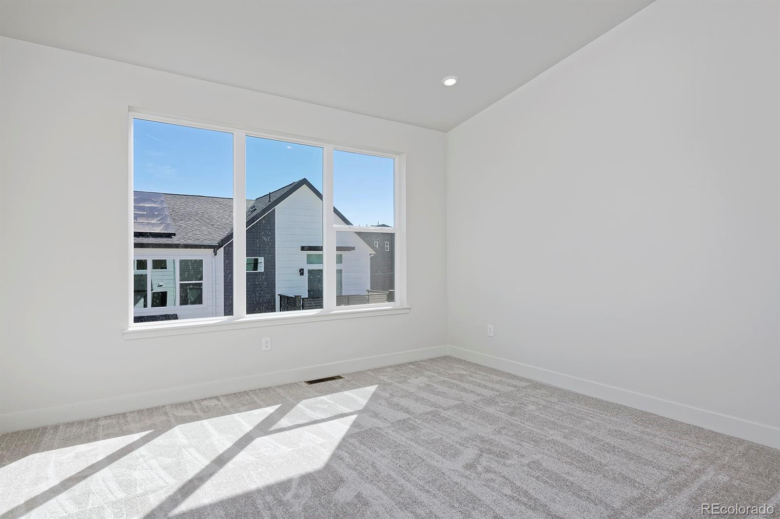 3132 W Bonfils Place