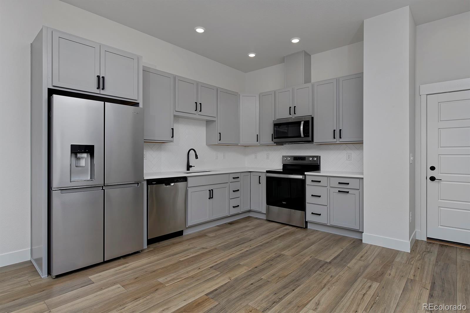 3132 W Bonfils Place