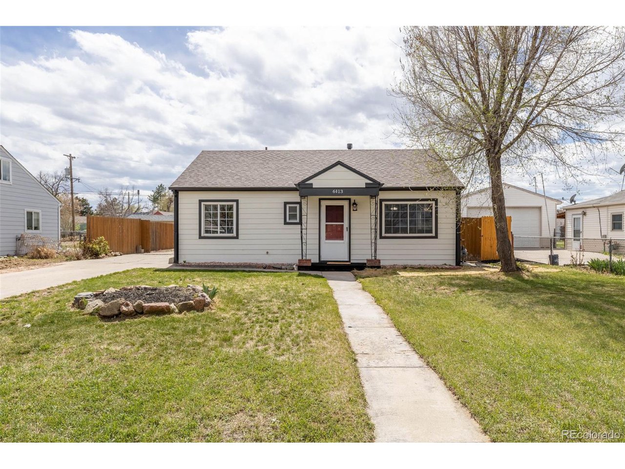 6013 Grape Dr