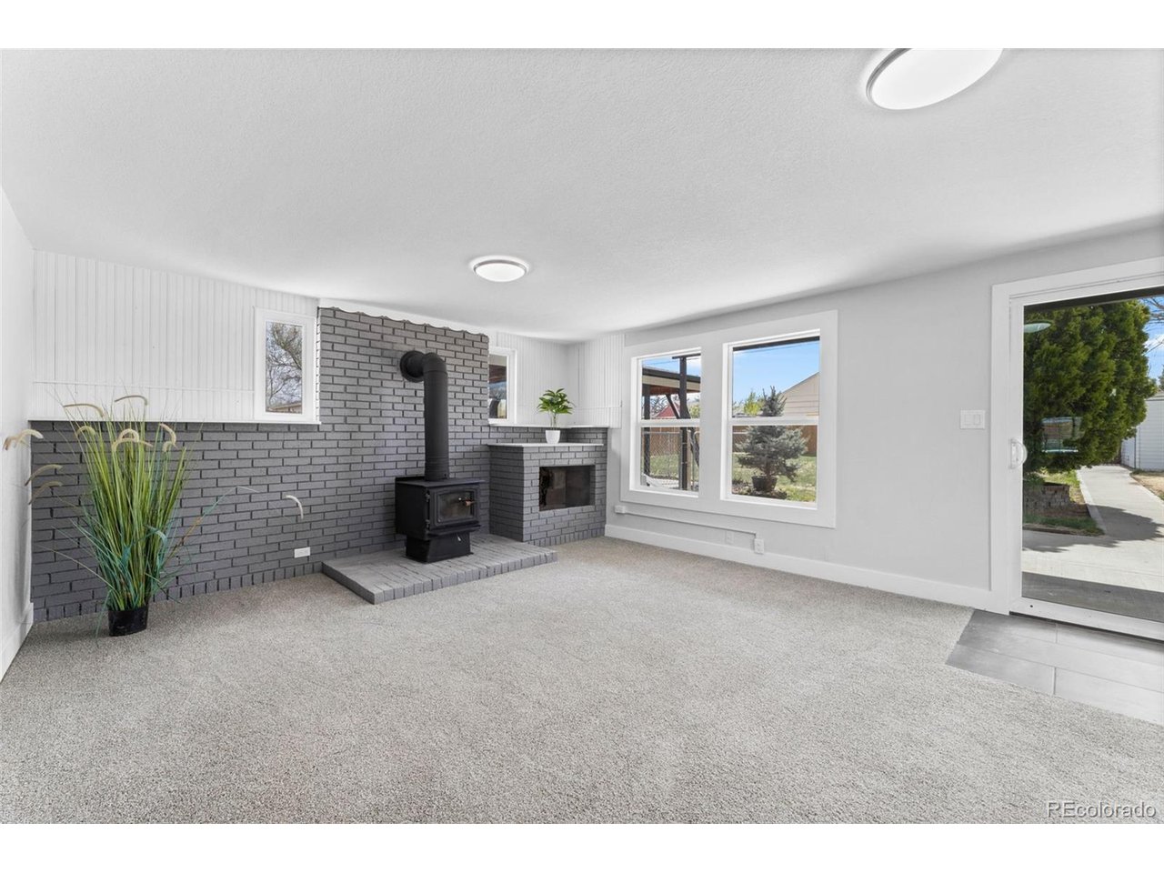 6013 Grape Dr