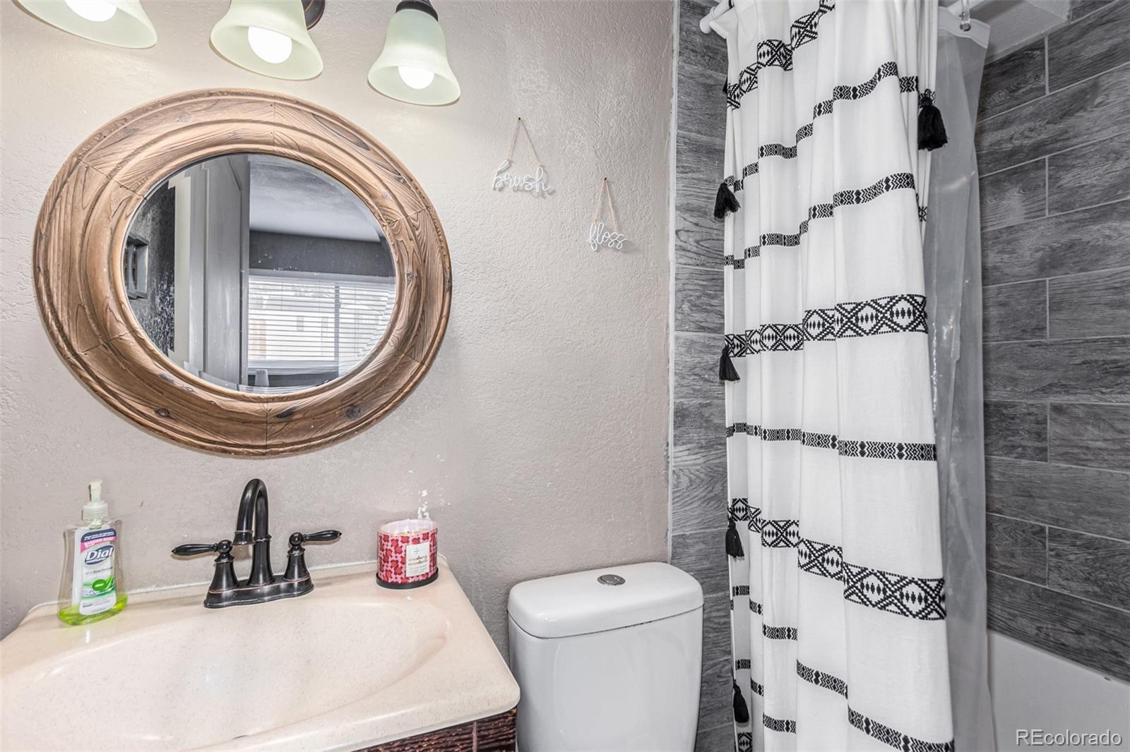 19583 E Buchanan Place