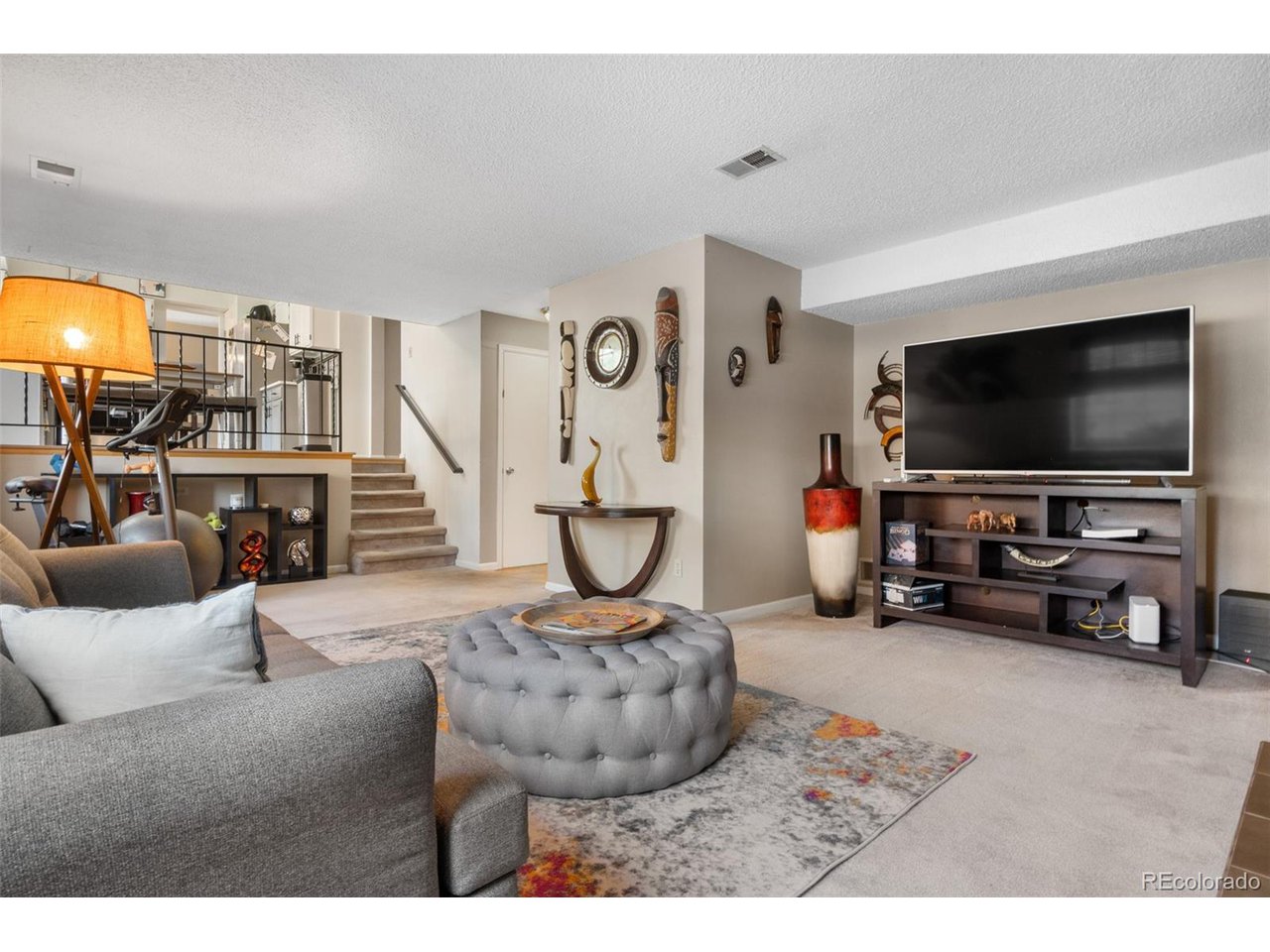 15865 E Kepner Dr