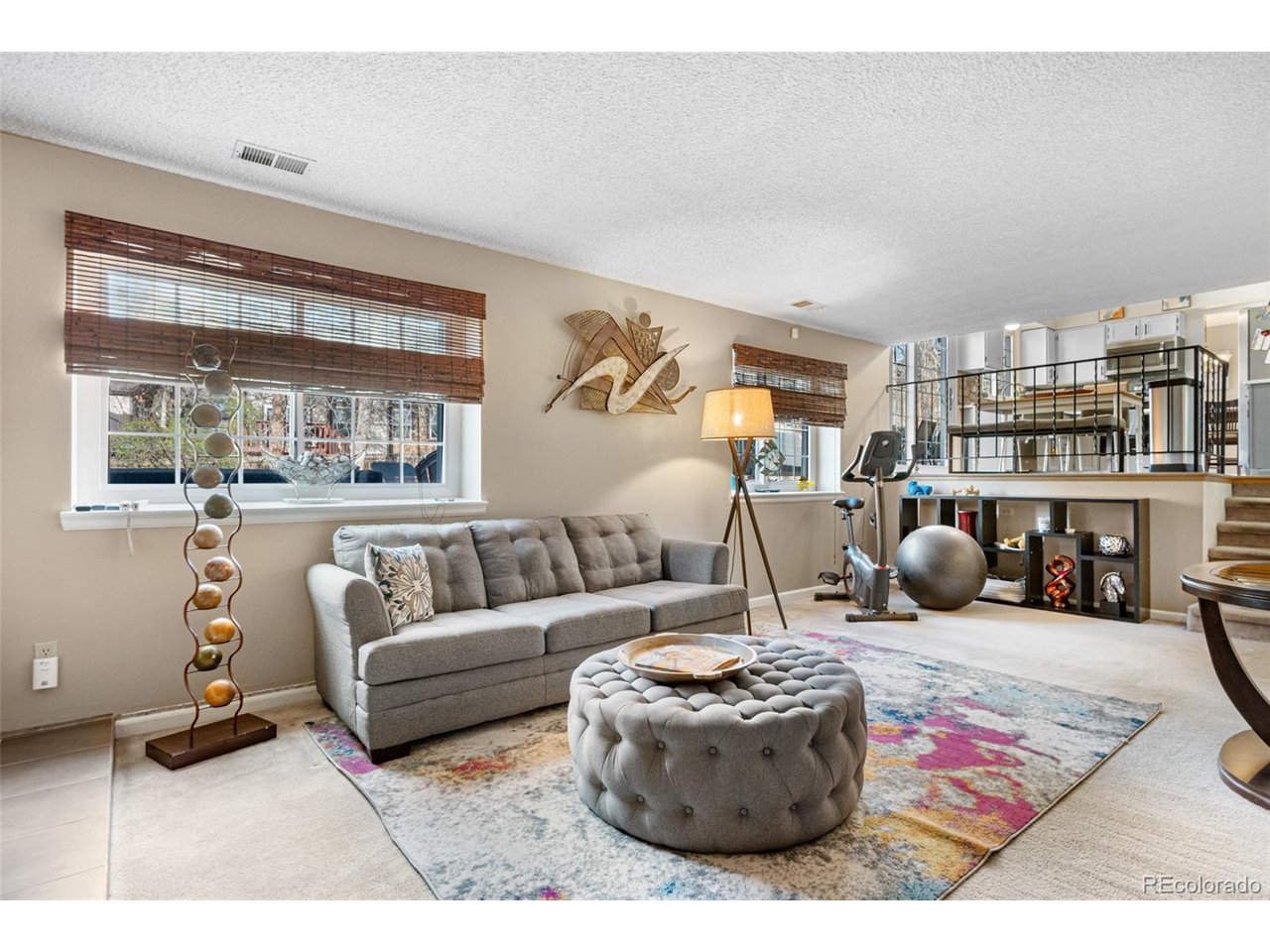 15865 E Kepner Dr