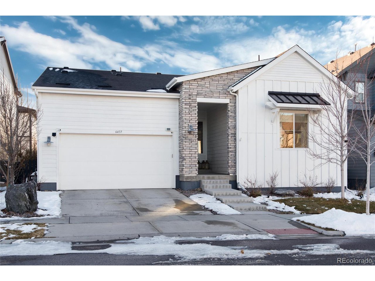 6437 Saddlesmith St