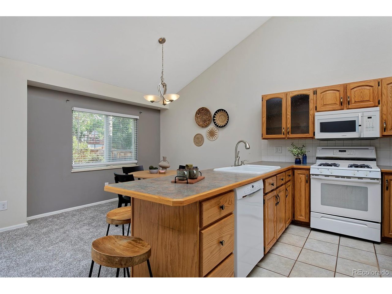 703 Brome Pl