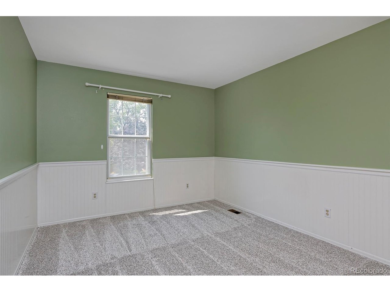 703 Brome Pl