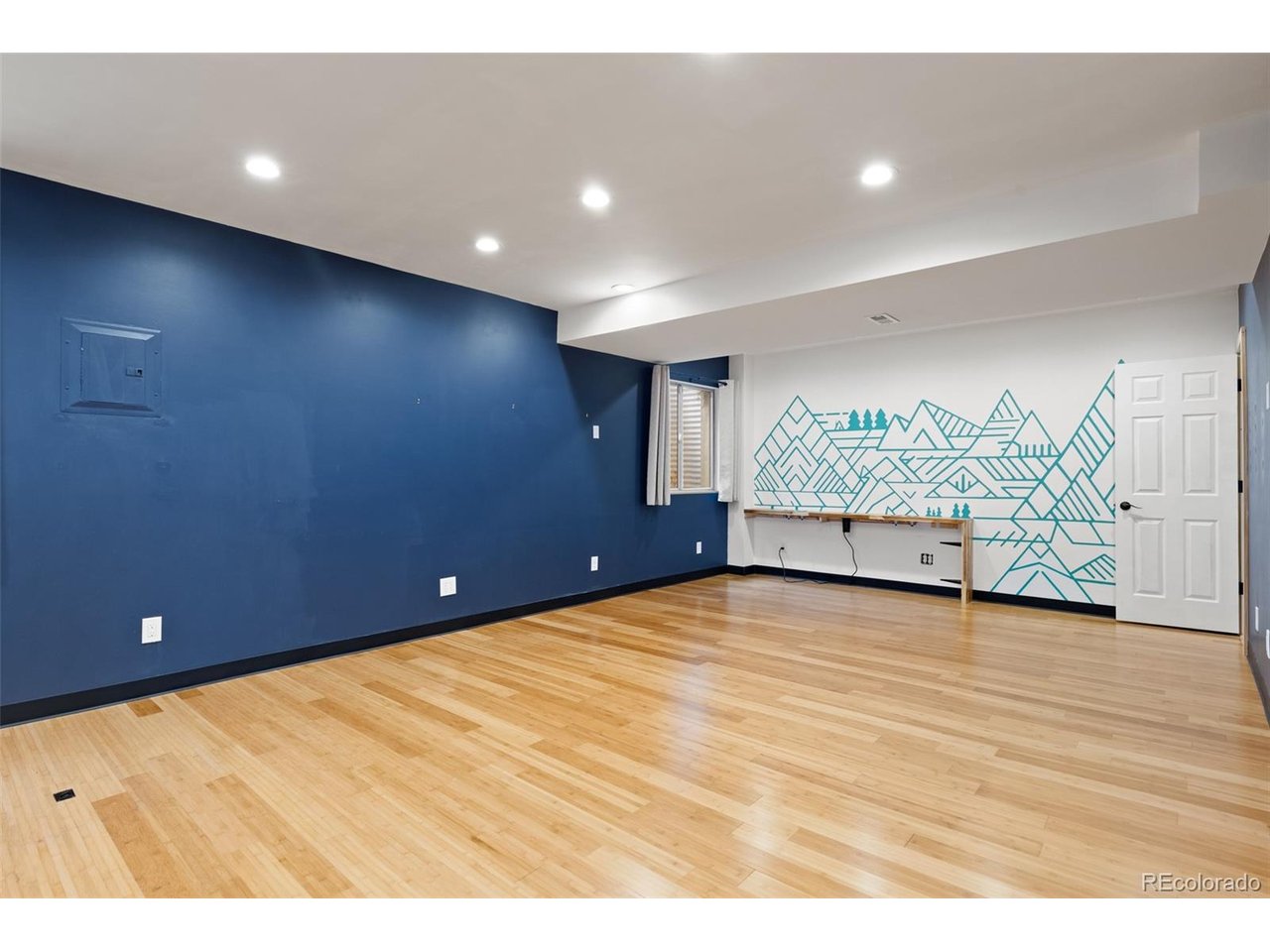 1345 W 13th Ave